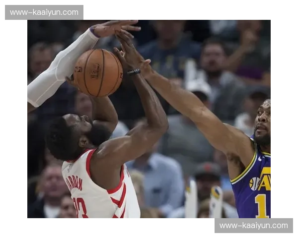 骑士主场惨败爵士引嘘声 关键球能力薄弱成战绩起伏主因